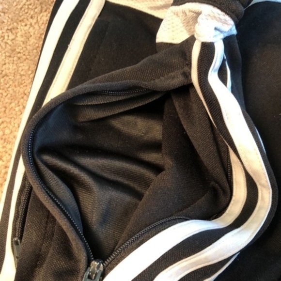 ADIDAS | Drawstring Joggers - Kids XS (4-6) - Picture 9 of 9
